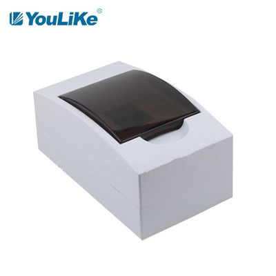 Manera material de la caja 4 la monofásico IP40 MCB del ABS interior y uso al aire libre